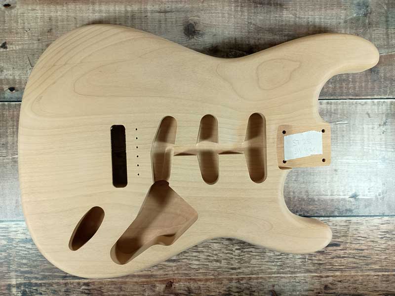 HOSCO Modern/60s Style Alder Stratocaster Body ST25 3lb 11.25oz