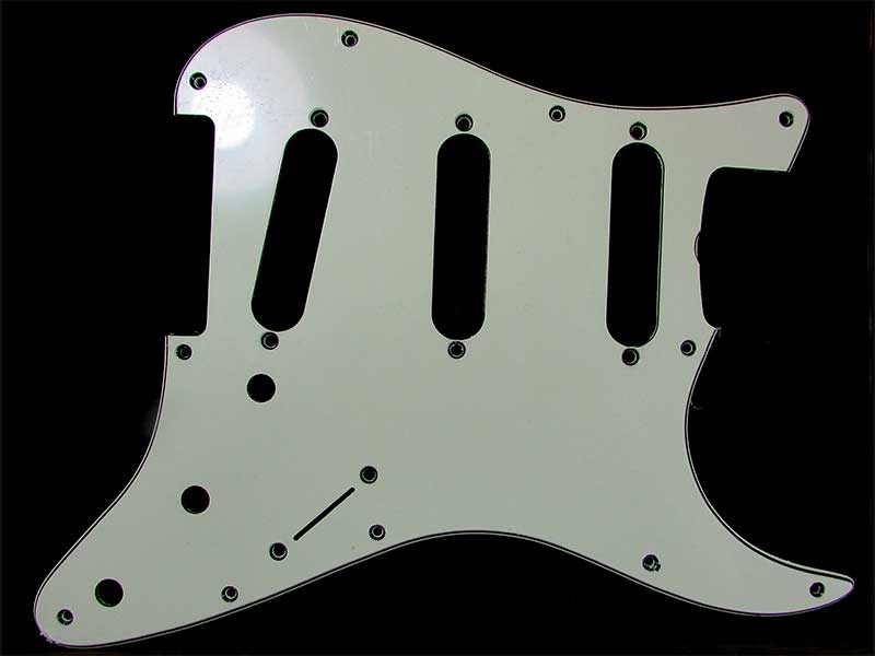 Stratocaster 62 spec 3 Ply Pickguard